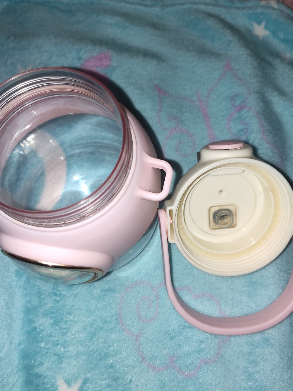 Cute Pink Kawaii Water Bottle with Bear Charm - Picture 8 of 9